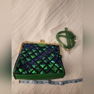Green purse